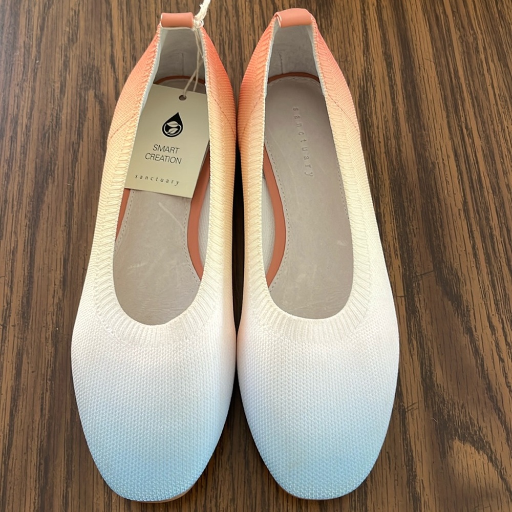 Unique Ombre “Smart Creation” SANCTUARY slip ons. Size 6.5